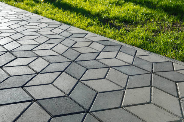 Best Driveway Pavers Cost  in Stamford, CT